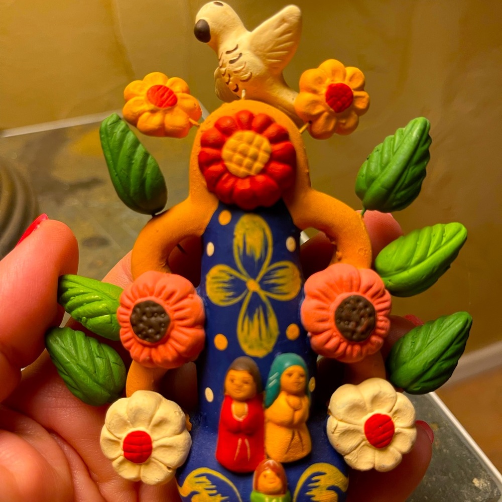 Southwest Indian 5-pc Handmade Clay family tree